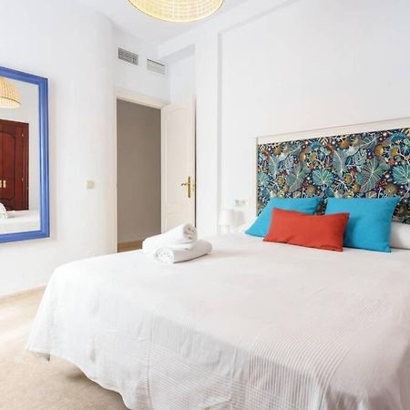 Solsuite Apartment Malaga Center Bagian luar foto