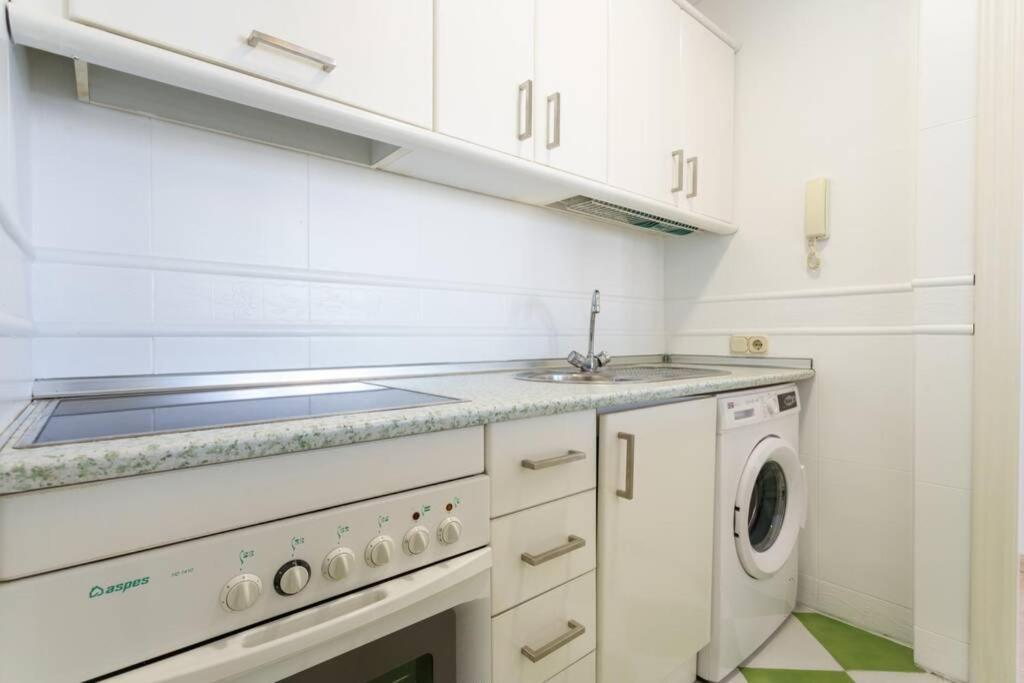 Solsuite Apartment Malaga Center Bagian luar foto